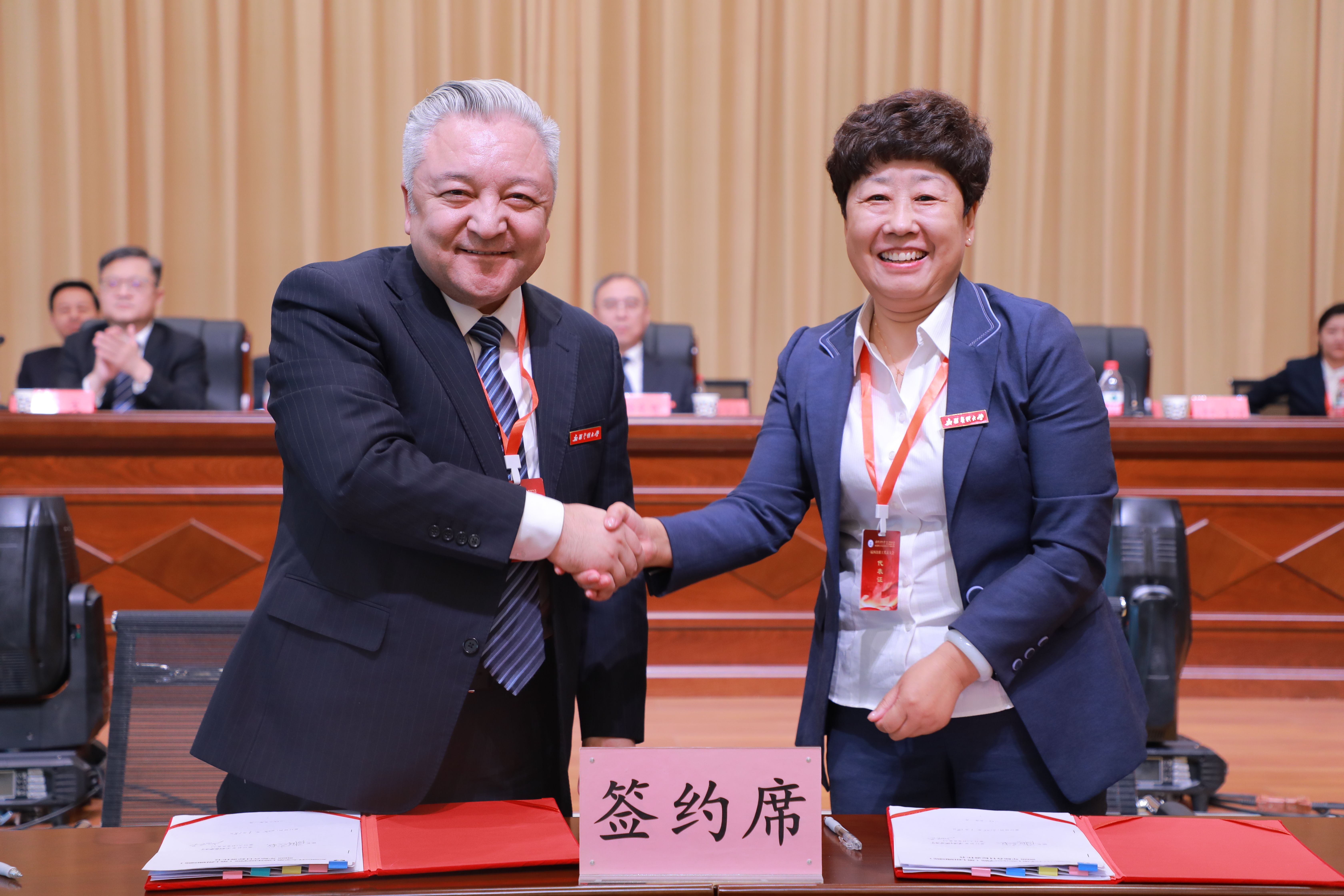 新疆医科大学第七附属医院（第七临床医学院）一届四次职工代表大会圆满召开